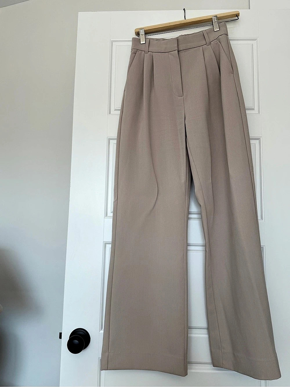 Abercrombie & Fitch Sloane Tailored Pant Wide Leg Pants in beige